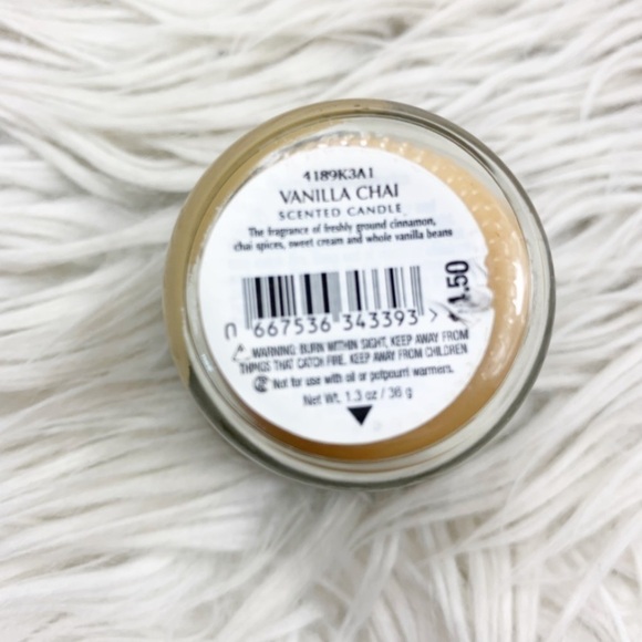 𝅺Bath & Body Works Mini Vanilla Chai Scented Mini Mason Jar Candle 1.3oz - Picture 3 of 4